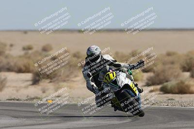 media/Oct-04-2025-CVMA (Sat) [[408bcdd6e4]]/Race 10-Amateur Supersport Middleweight/
